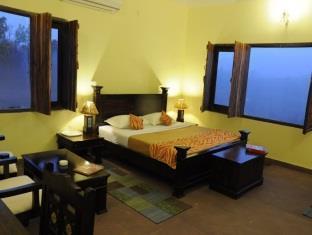 Courtyard House Hotel Kanha Ngoại thất bức ảnh